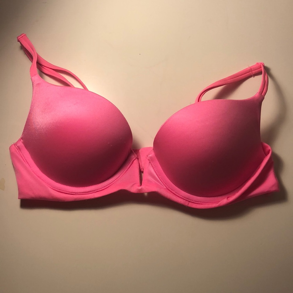Very sexy Victoria’s Secret push up bra